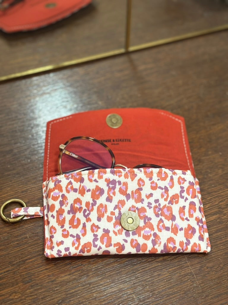 Étui à lunettes léopard