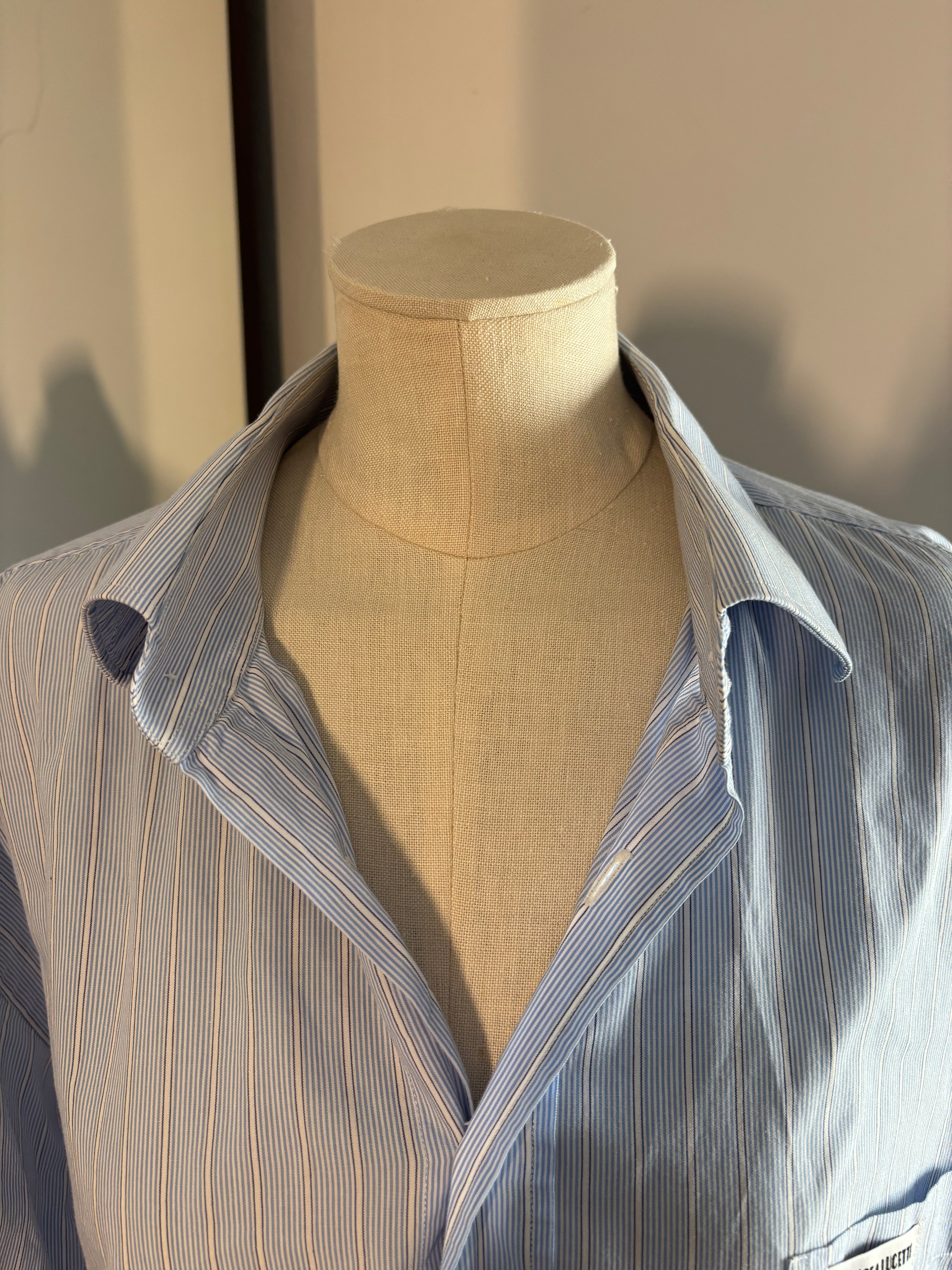 Chemisier femme upcyclé bleu rayé
