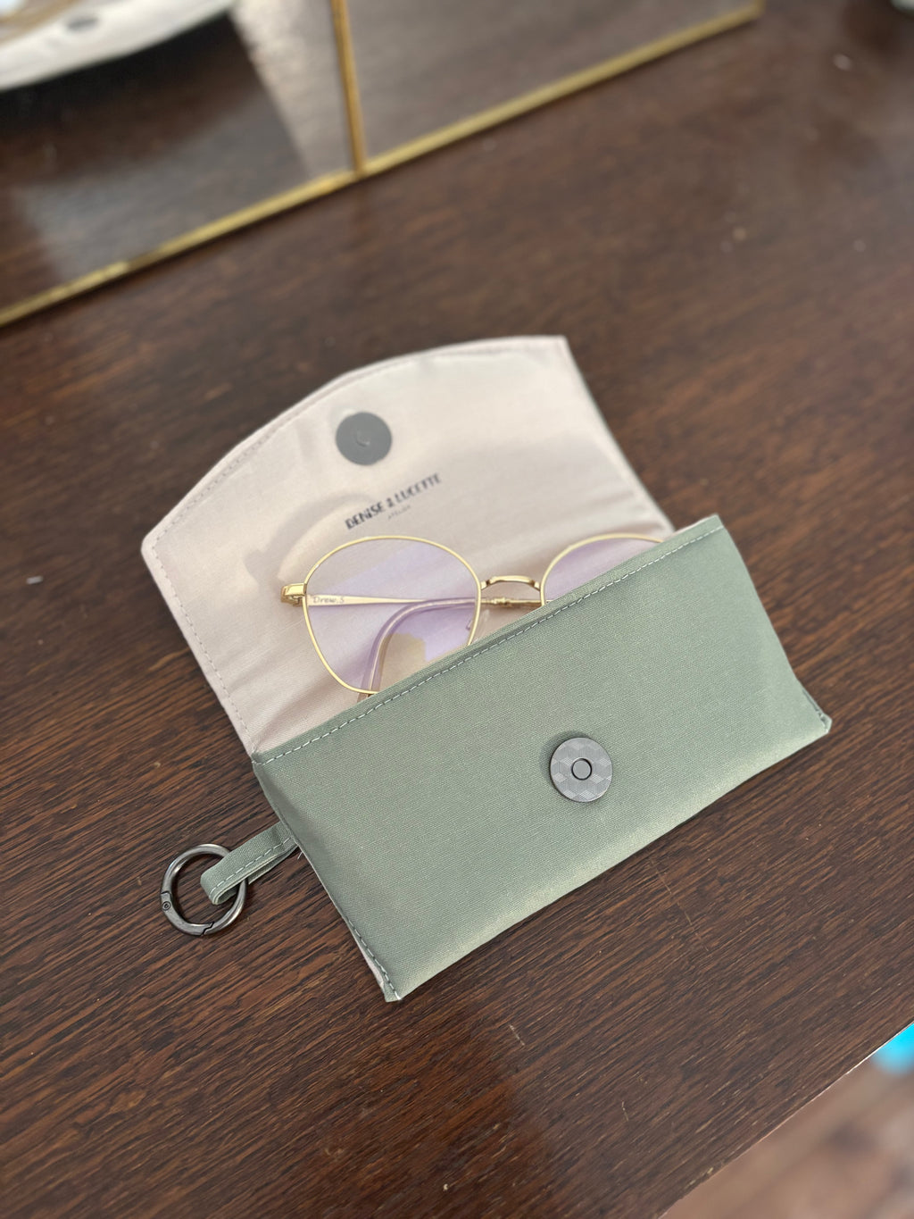 Étui à lunettes vert sauge